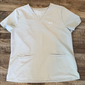 Figs V-Neck Scrub Top